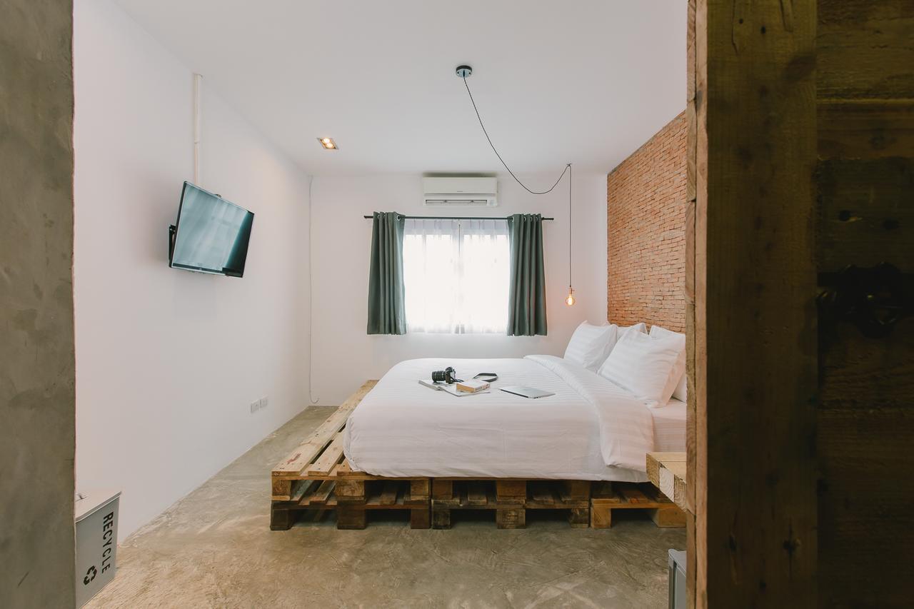 Pause Kathu Hostel Εξωτερικό φωτογραφία